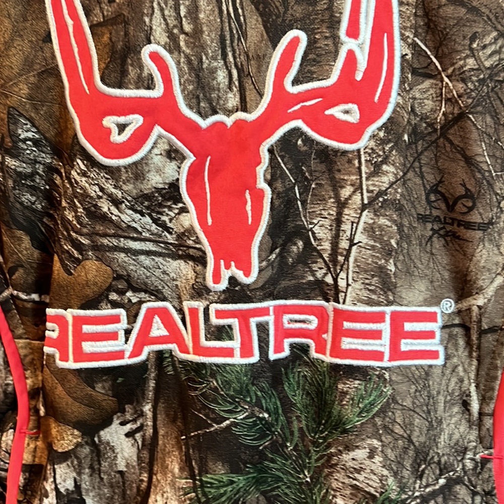 Realtree pullover - Picture 2 of 5